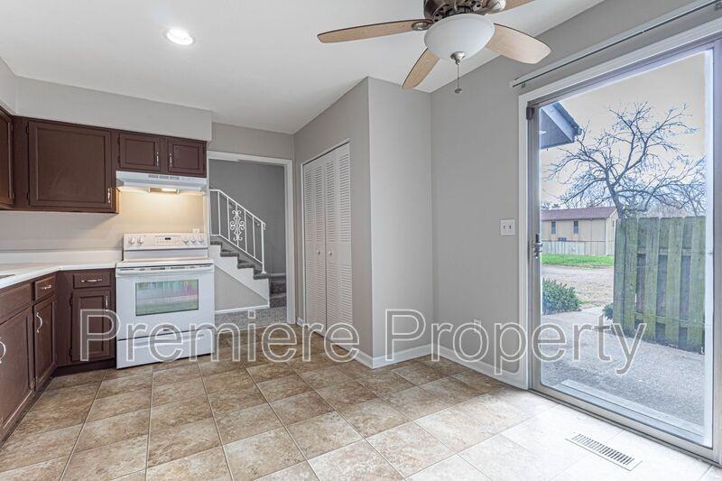 14012 Ballantrae Dr - Photo 4 of 16