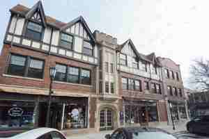 featured image of 545 W Chestnut St #301