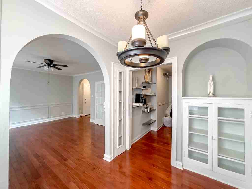 SURF + BROADWAY #2S - Photo 5 of 21