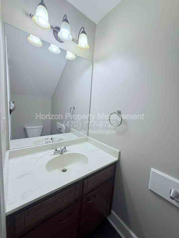 3730 Old Flowery Branch Rd #G - Photo 7 of 9