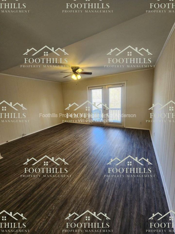 203 Guthrie Rd #A - Photo 2 of 9