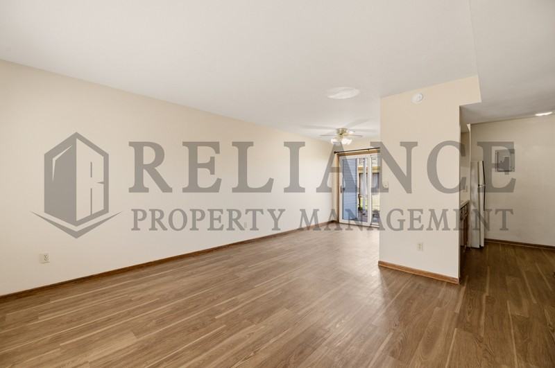 7302 W Douglas Ave - Photo 7 of 25