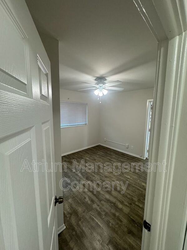 630 73 N Ave - Photo 5 of 9