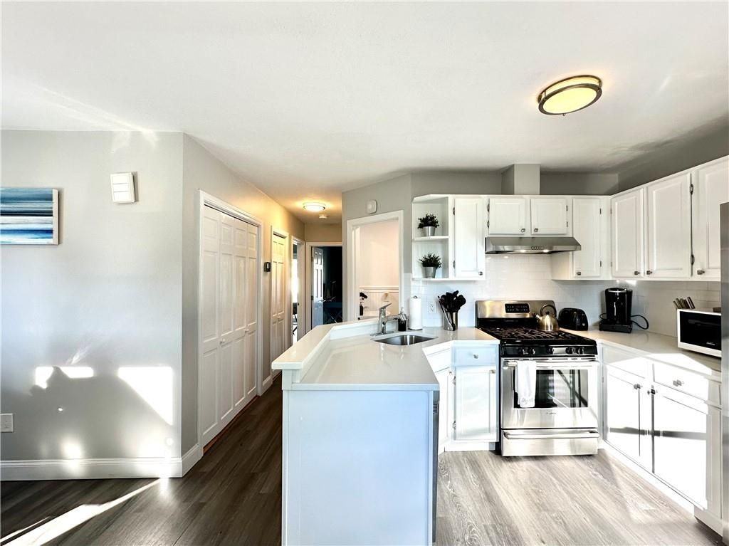 90 Wolcott Ave ##1 - Photo 2 of 23