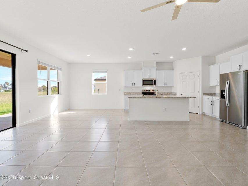 5388 Waterfall Pl - Photo 7 of 29