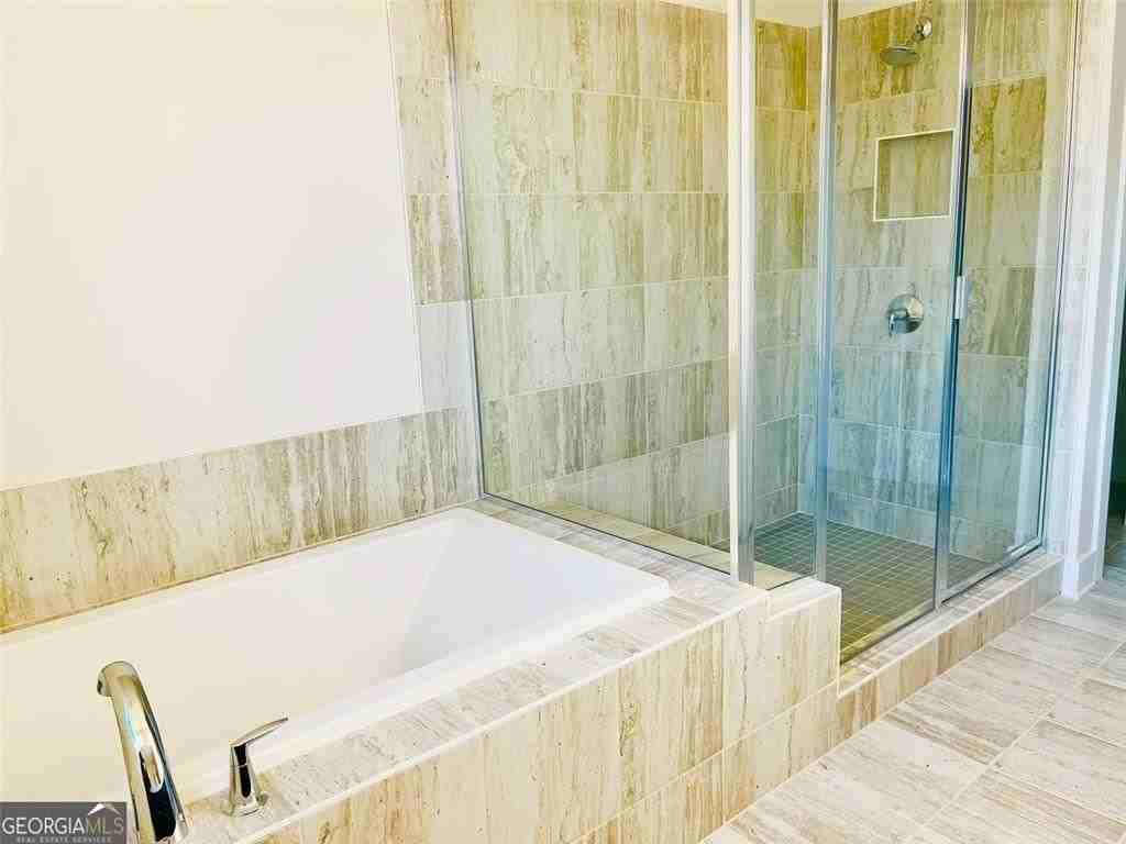 1222 Waldon Xing - Photo 7 of 24