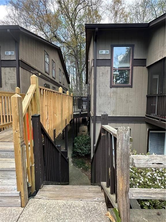 303 River Run Dr - Photo 6 of 34