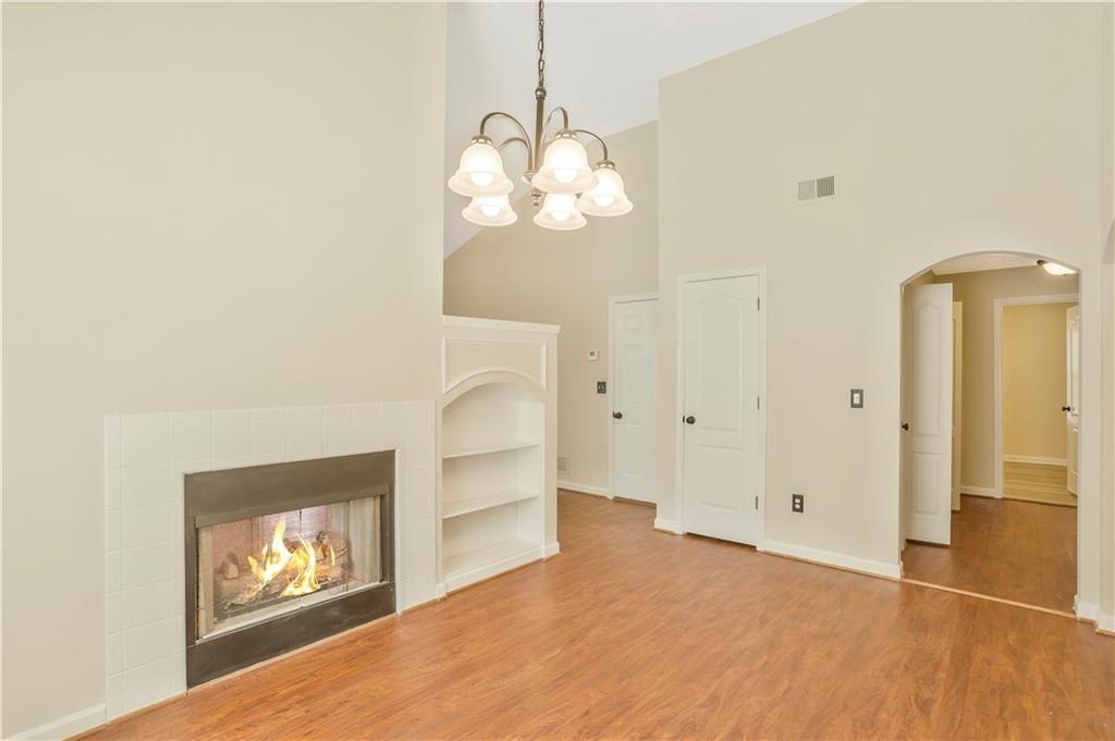 328 White Oak Way - Photo 6 of 35