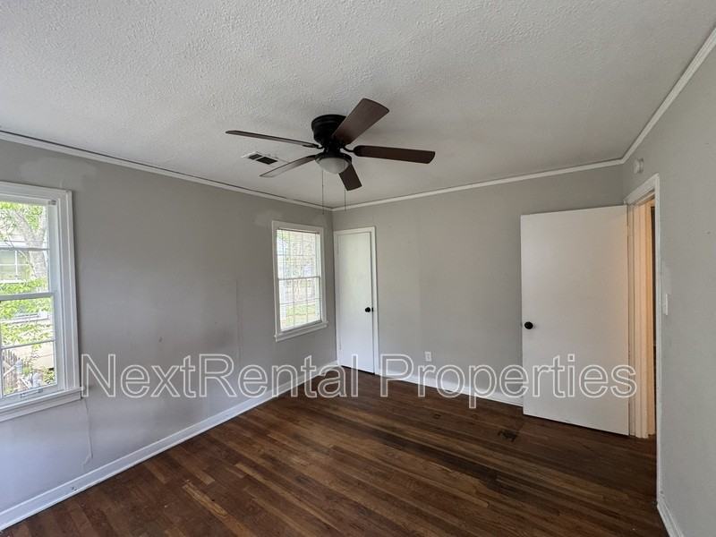 535 Robinhood Rd - Photo 3 of 16