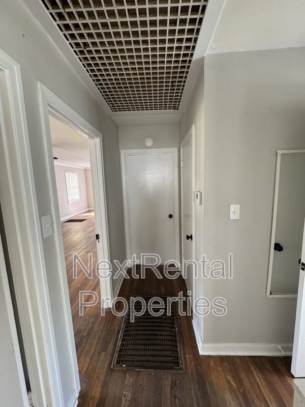 535 Robinhood Rd - Photo 6 of 16