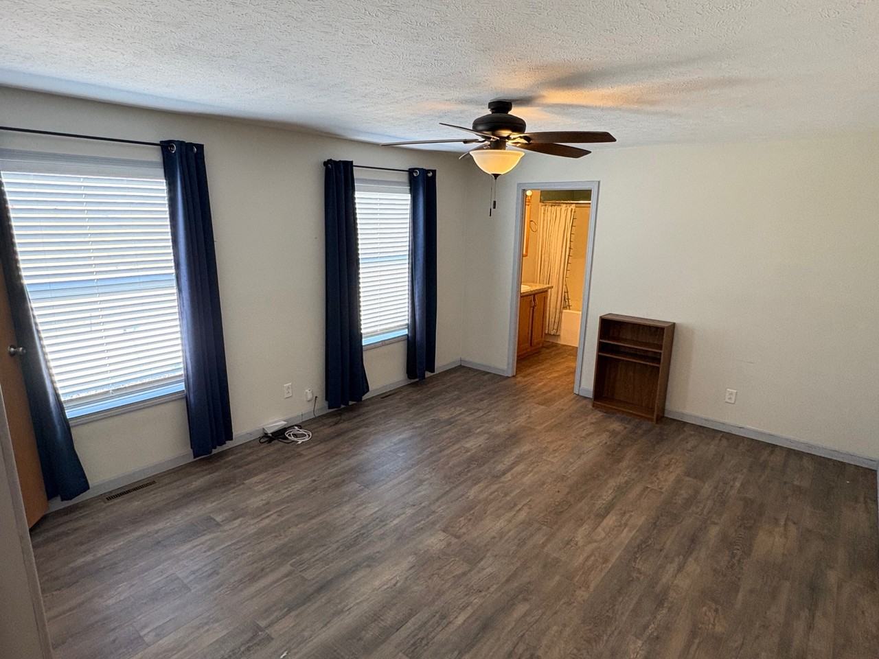 5945 124g Ave Nw - Photo 4 of 11