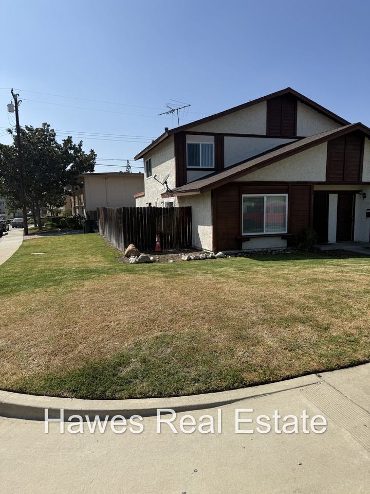 9338 Ramona Ave - Photo 2 of 21