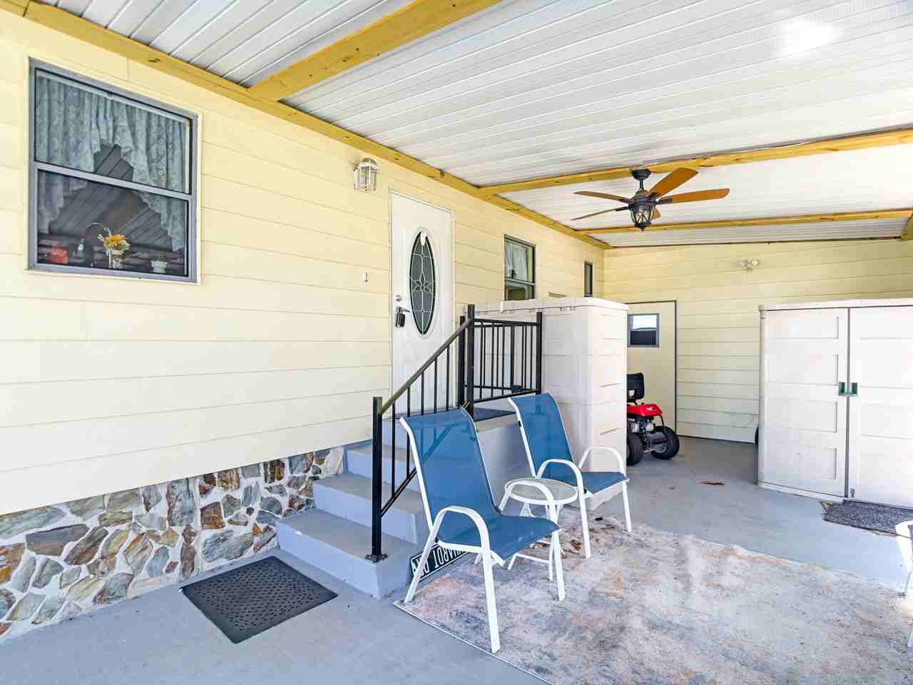 1419 Abbey Ln - Photo 3 of 30