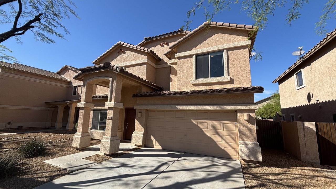 44424 W Knauss Dr - Photo 2 of 28