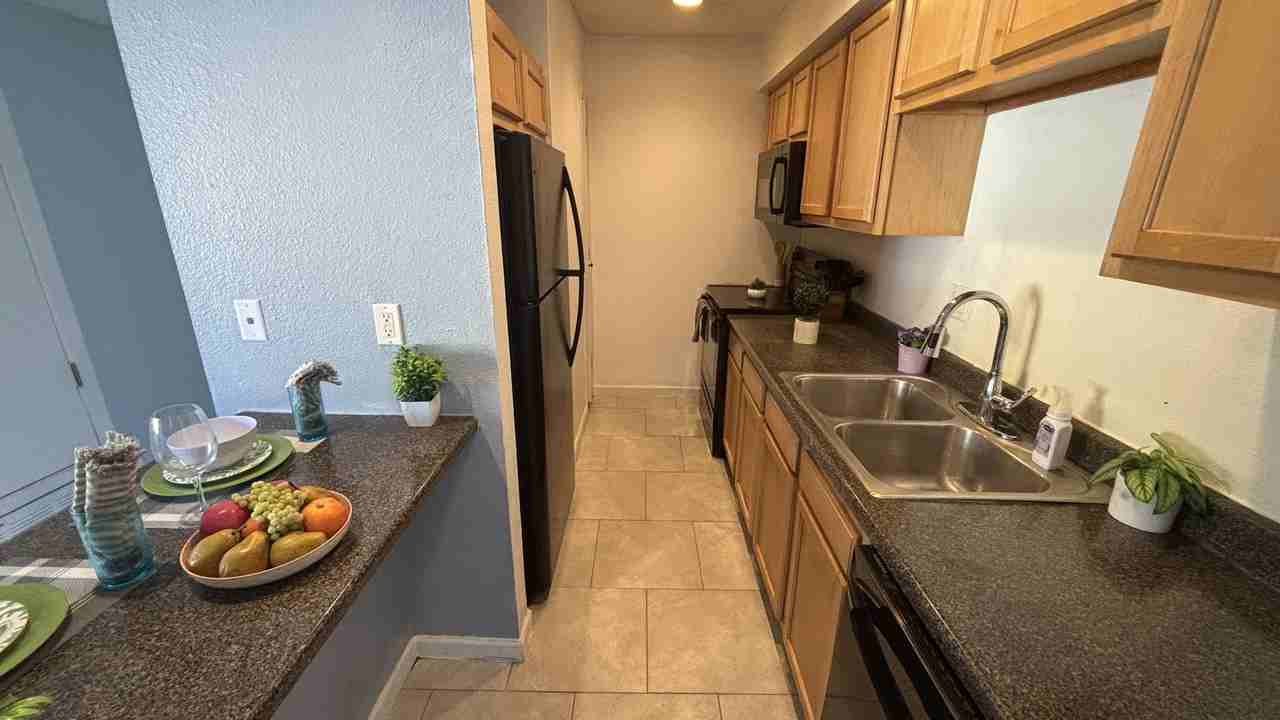 1130 E Butler Dr - Photo 5 of 17