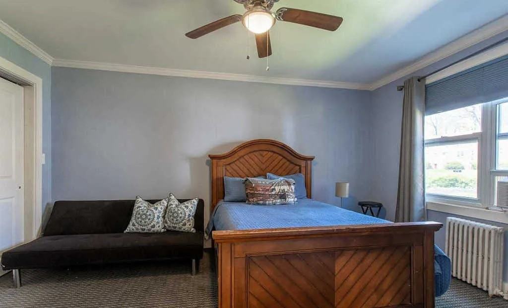 4 Edwards St - Photo 3 of 7