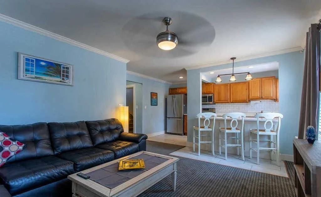 4 Edwards St - Photo 5 of 7