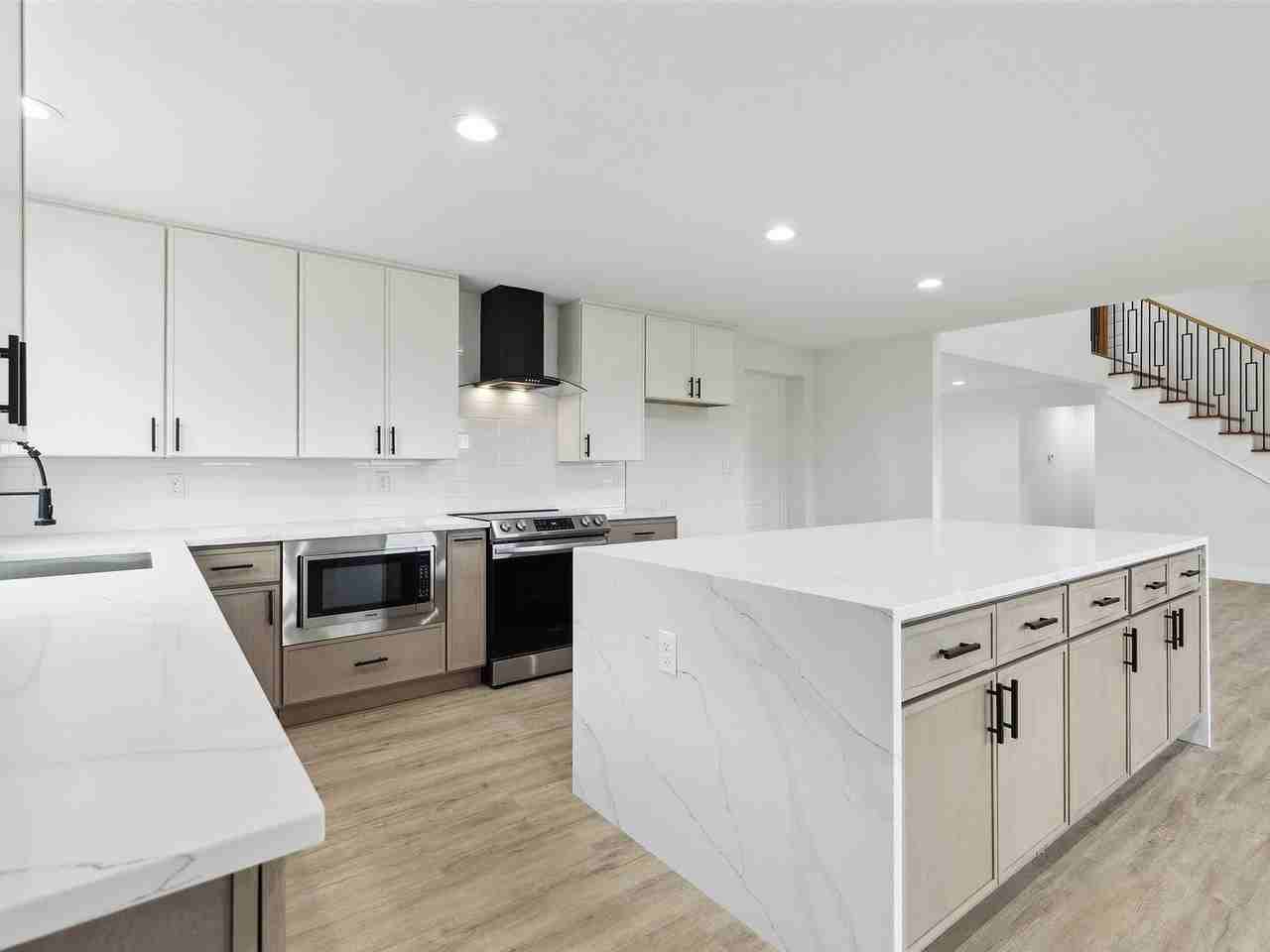 1309 Northpark Dr - Photo 6 of 27