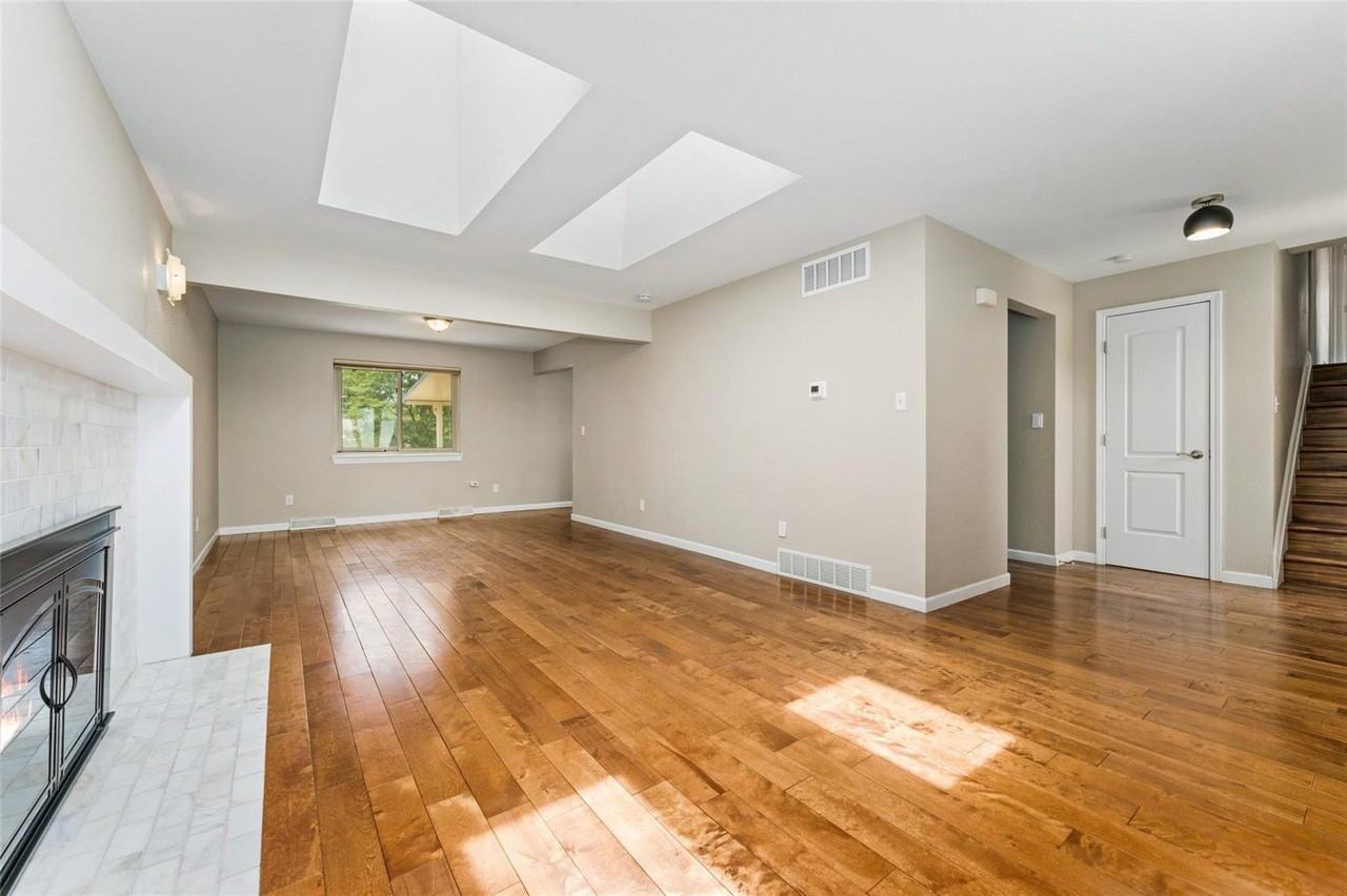 7063 S Trenton Dr - Photo 5 of 28