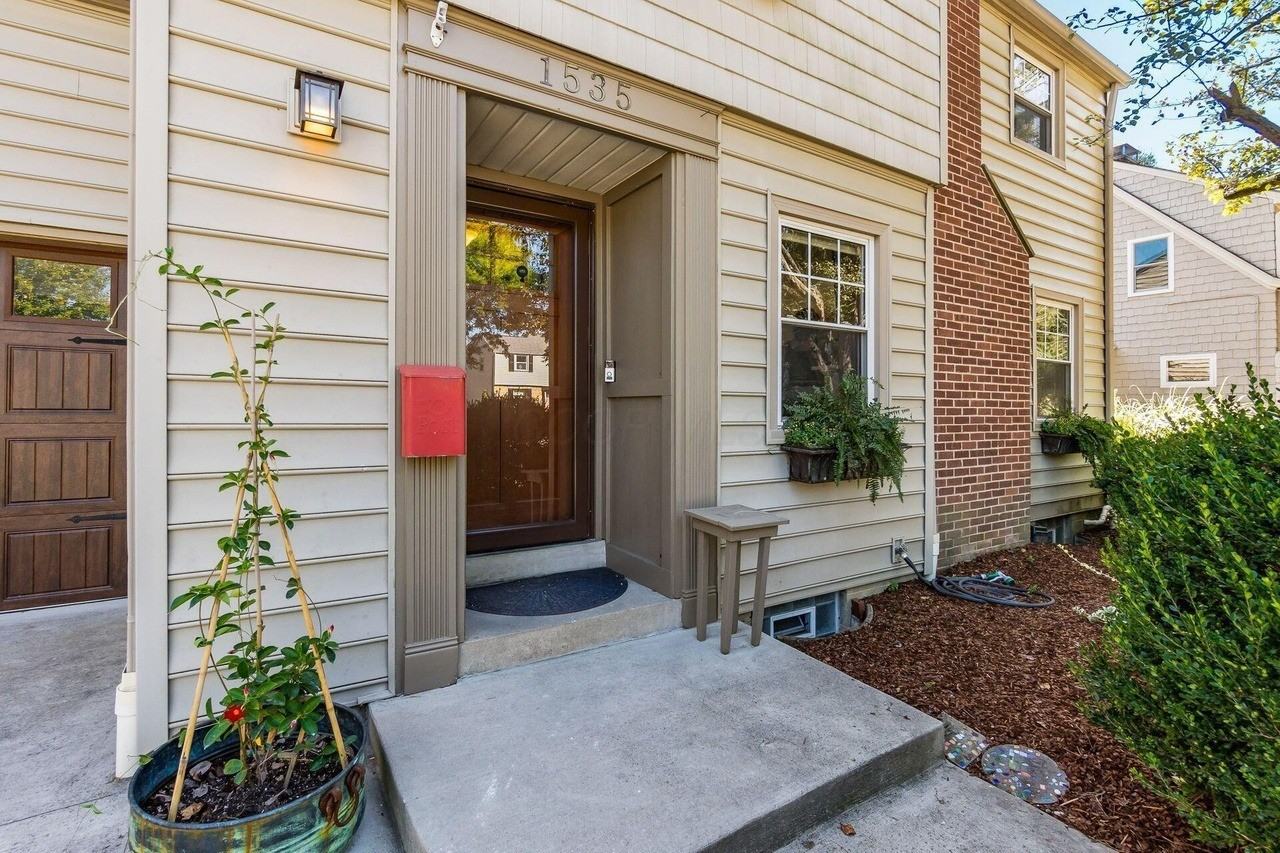 1535 Doone Rd - Photo 2 of 31