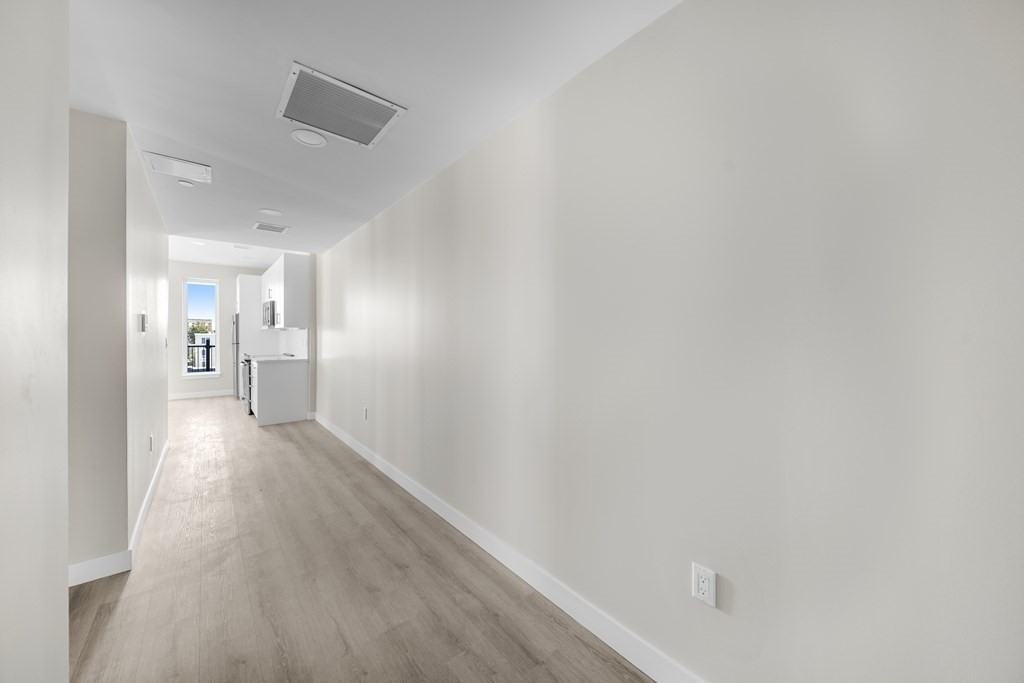 157 Chestnut St - Photo 5 of 23