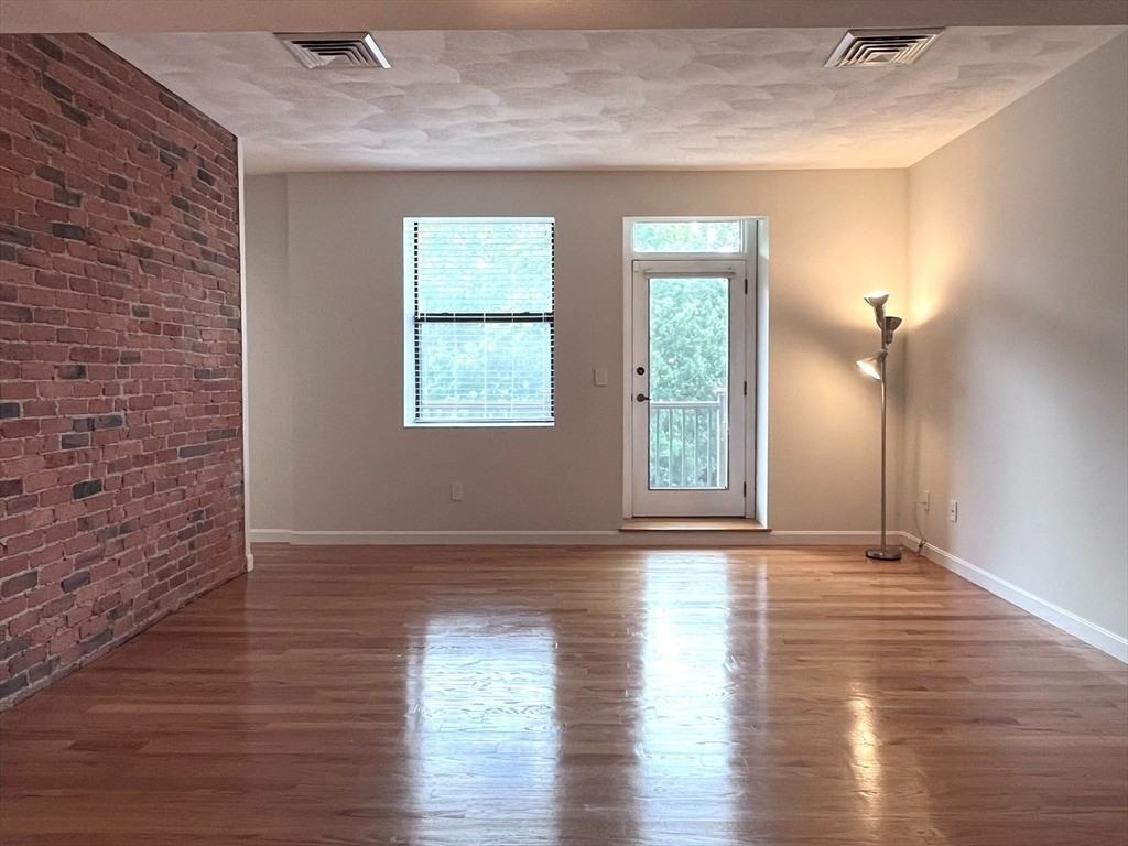 155 Kendrick Ave #36 - Photo 3 of 16