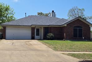 featured image of 902 Saratoga Ln