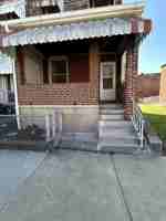 featured image of 208 W Elizabeth St