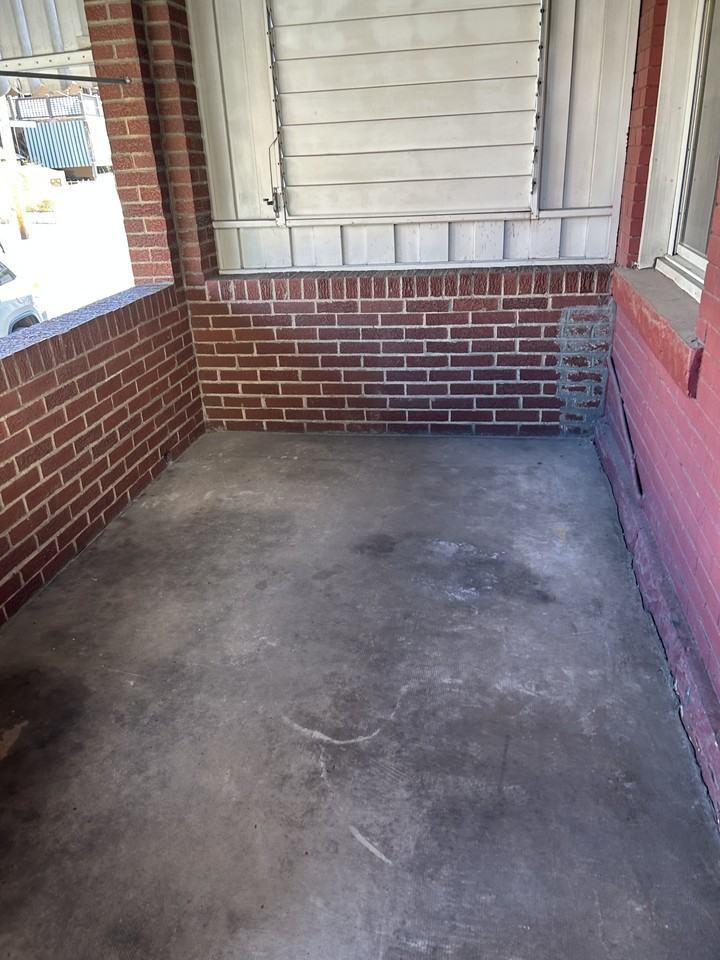 208 W Elizabeth St - Photo 2 of 21