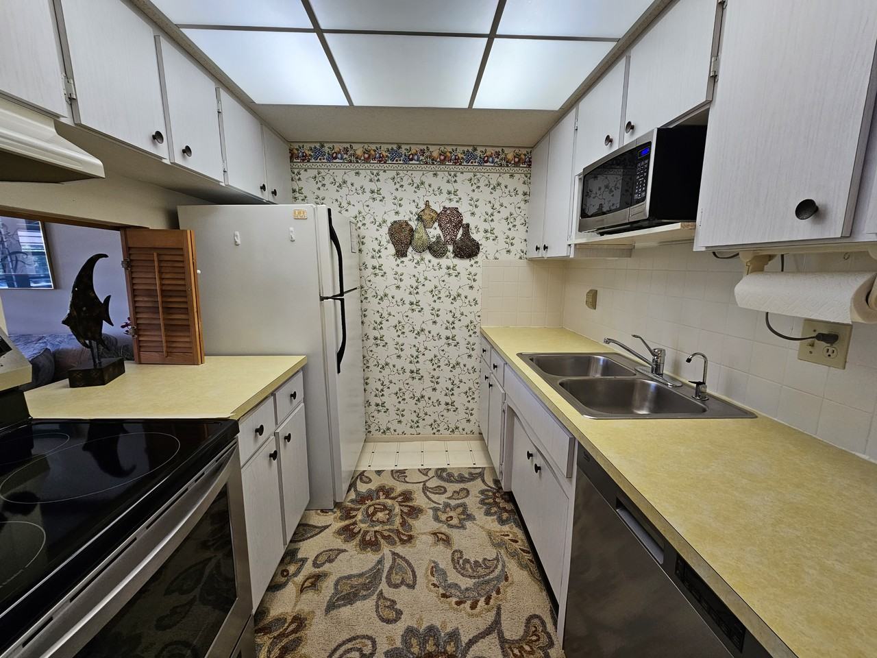 6 Quails Run Blvd #9 - Photo 5 of 19