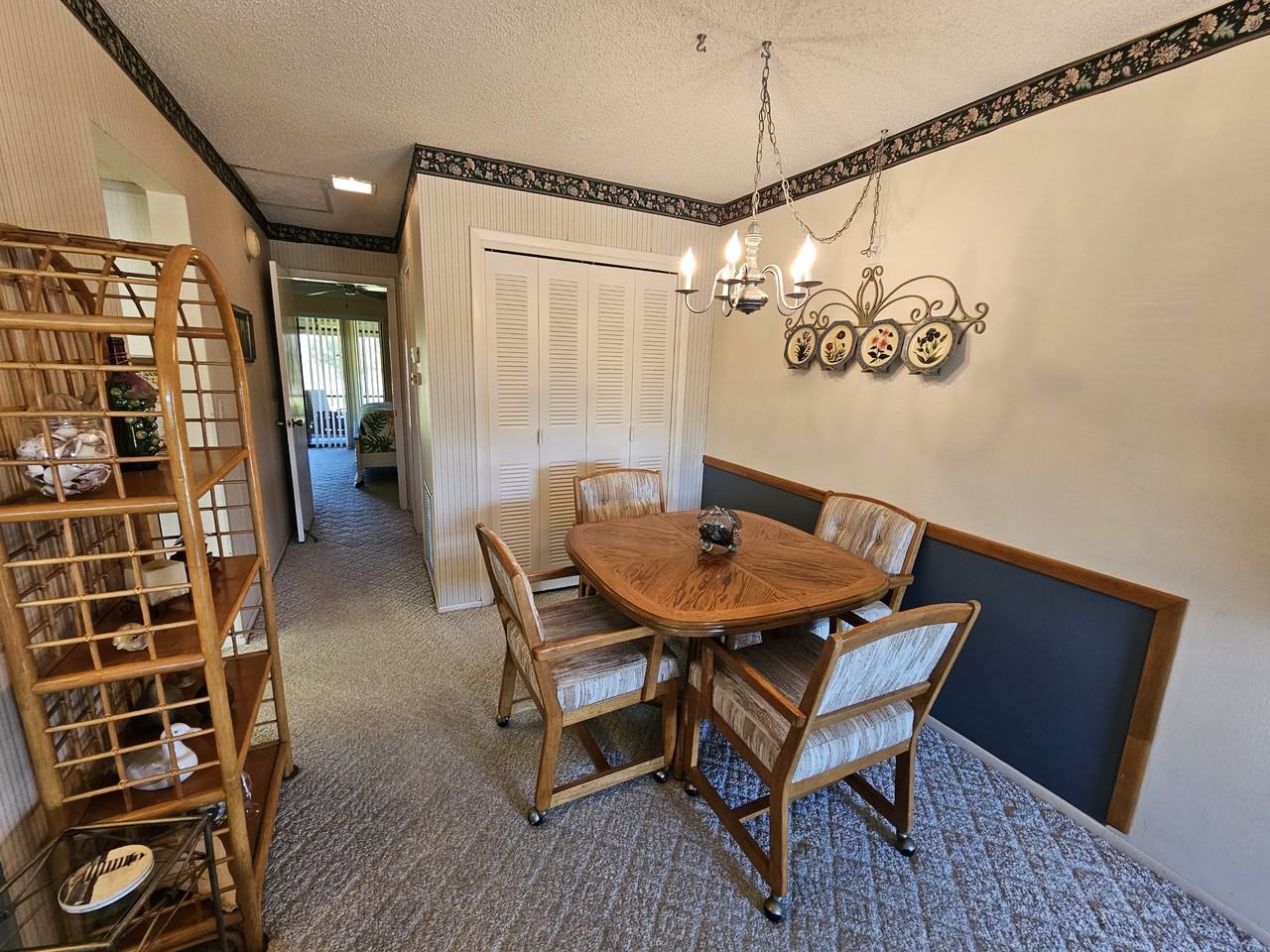 6 Quails Run Blvd #9 - Photo 7 of 19