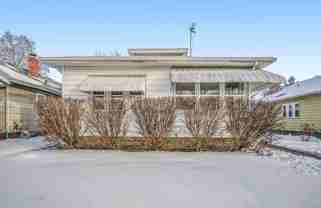 1335 E Fox St - Photo 1 of 1