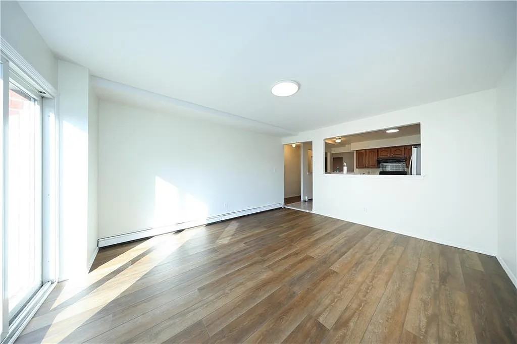 1856 E 13th St - Photo 6 of 12