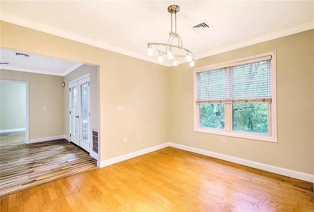 70 Turner St - Photo 2 of 8