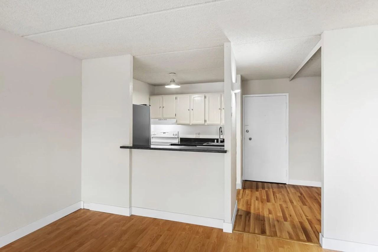 1700 Civic Center Dr - Photo 2 of 9