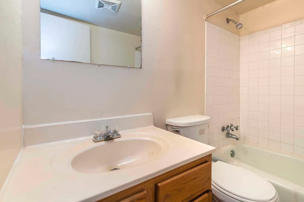 2804 Waverly Way - Photo 7 of 8