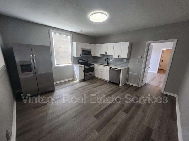 2406 E Clark St #A - Photo 5 of 10