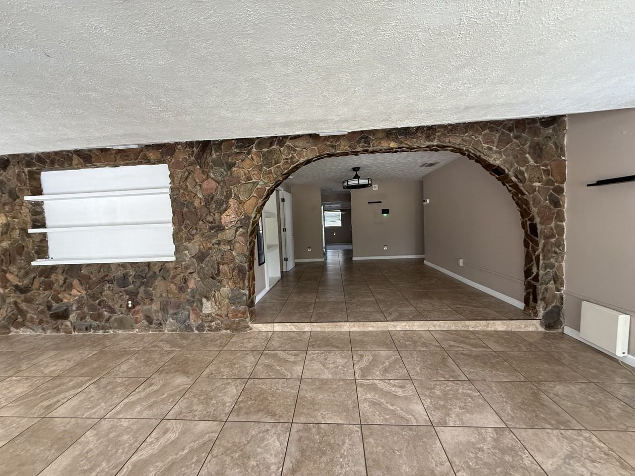 6014 Southern Comfort Blvd - Photo 3 of 18