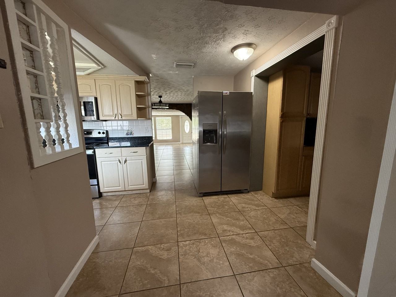 6014 Southern Comfort Blvd - Photo 6 of 18