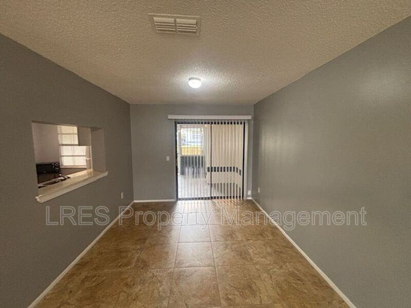 2706 Graduate Ct - Photo 2 of 26