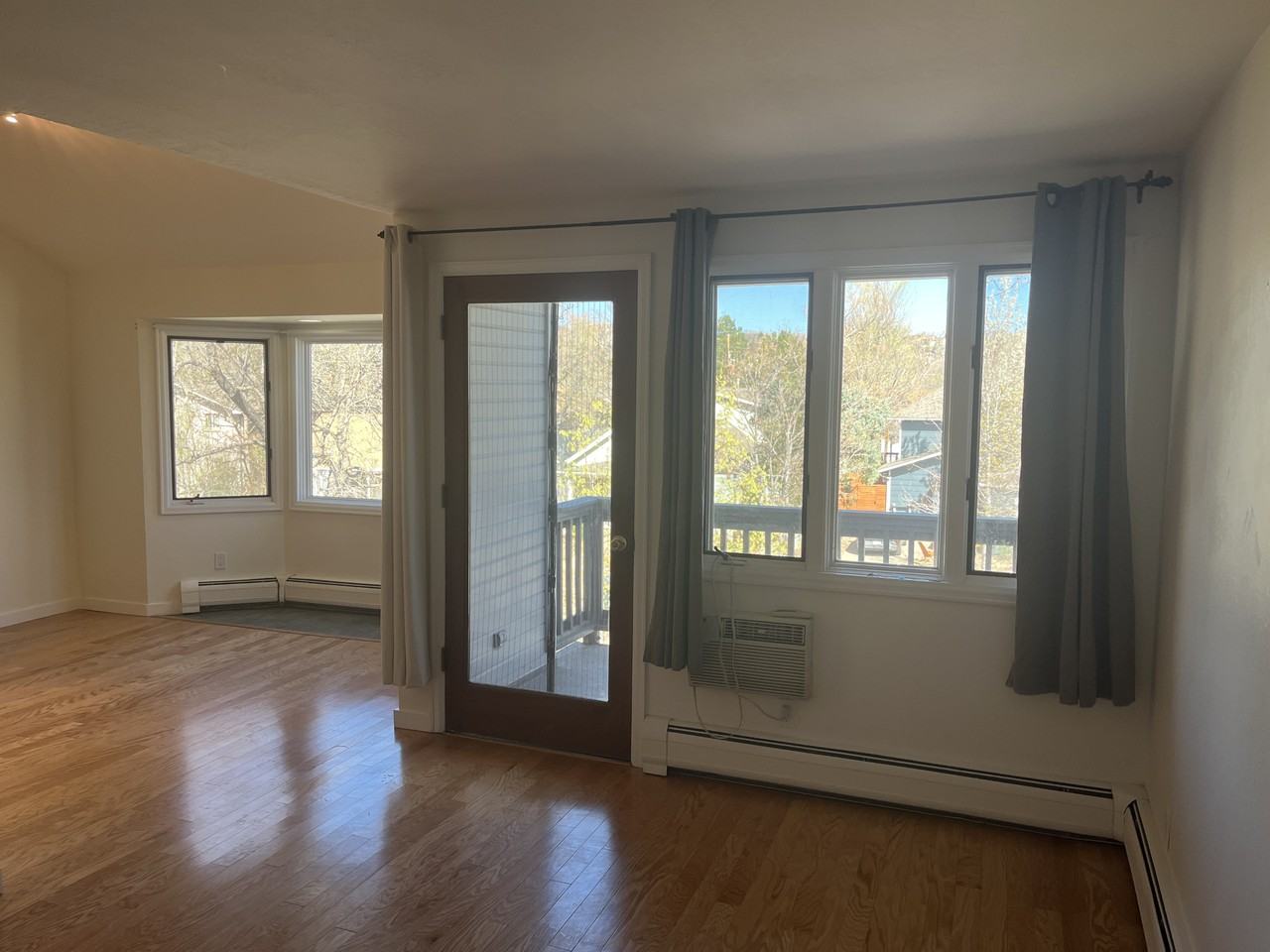 2254 Spruce St #C - Photo 7 of 33