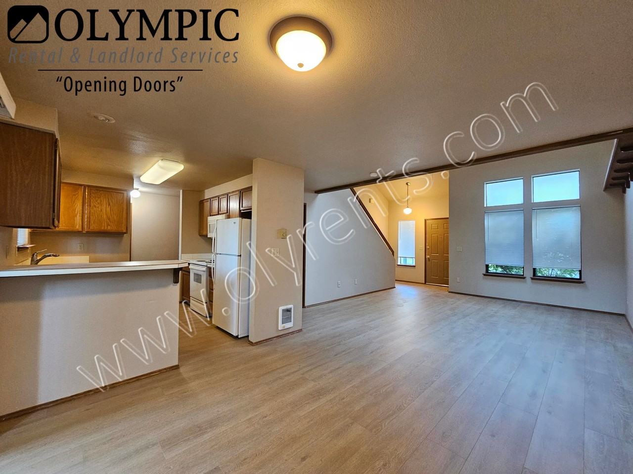 503 Malibu Dr Se - Photo 4 of 21