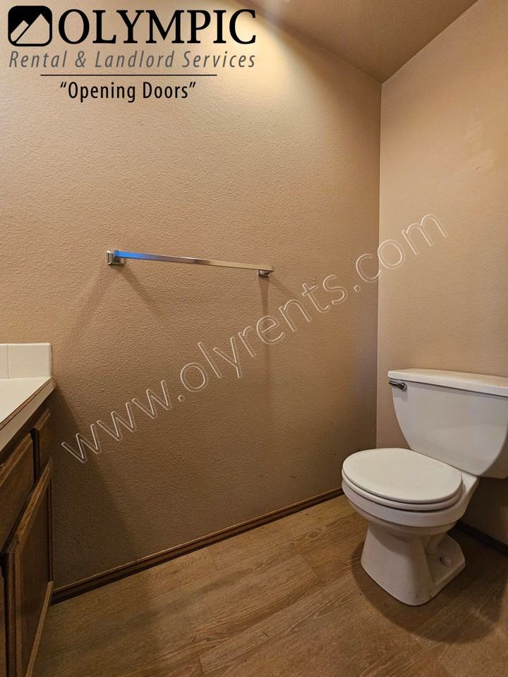 503 Malibu Dr Se - Photo 6 of 21