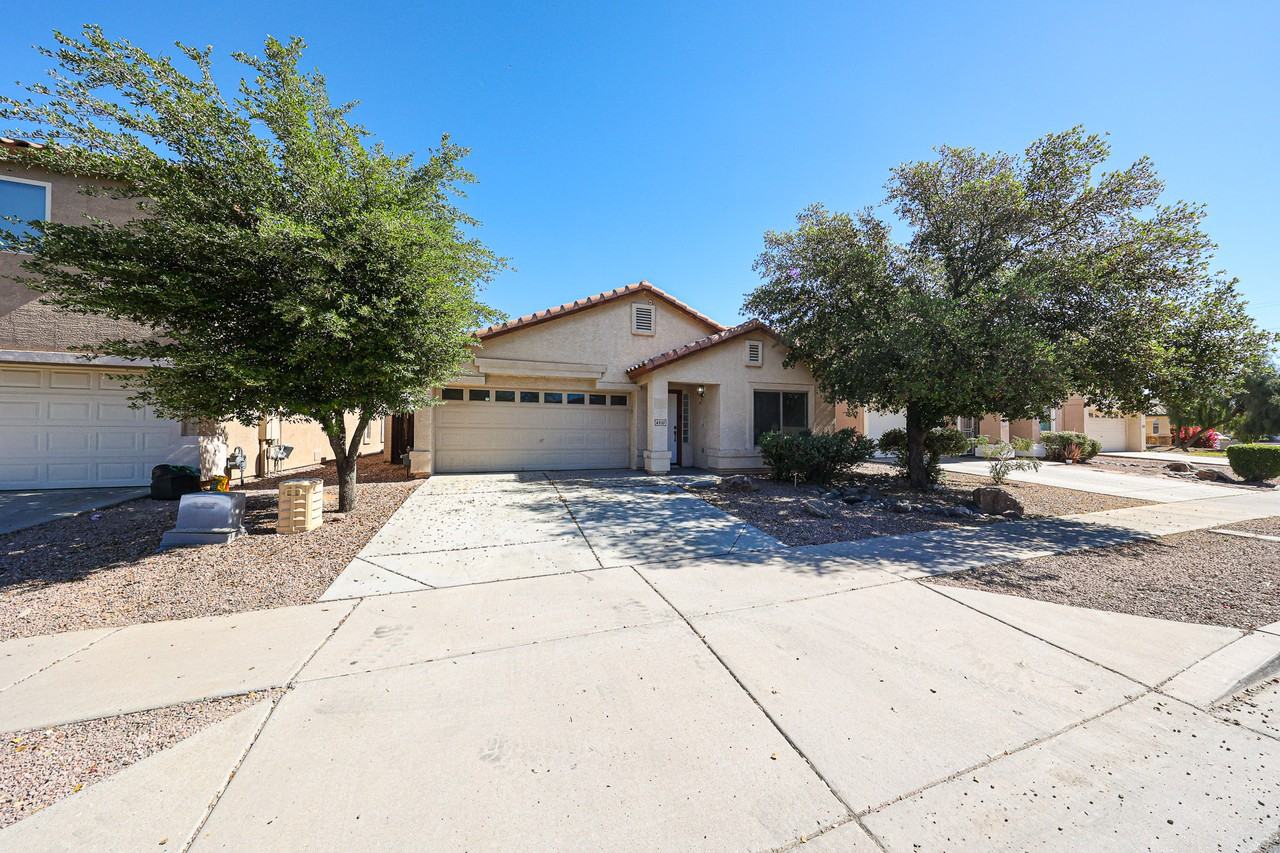 4930 W Desert Dr - Photo 3 of 30