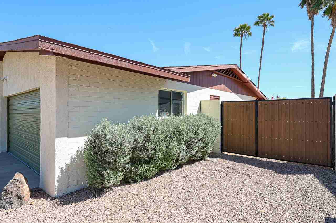 11621 N 30th St - Photo 4 of 50