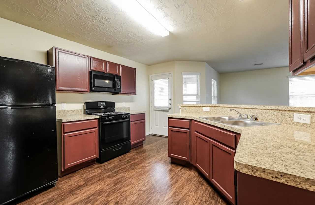 12632 Lady Slipper Rd - Photo 3 of 10