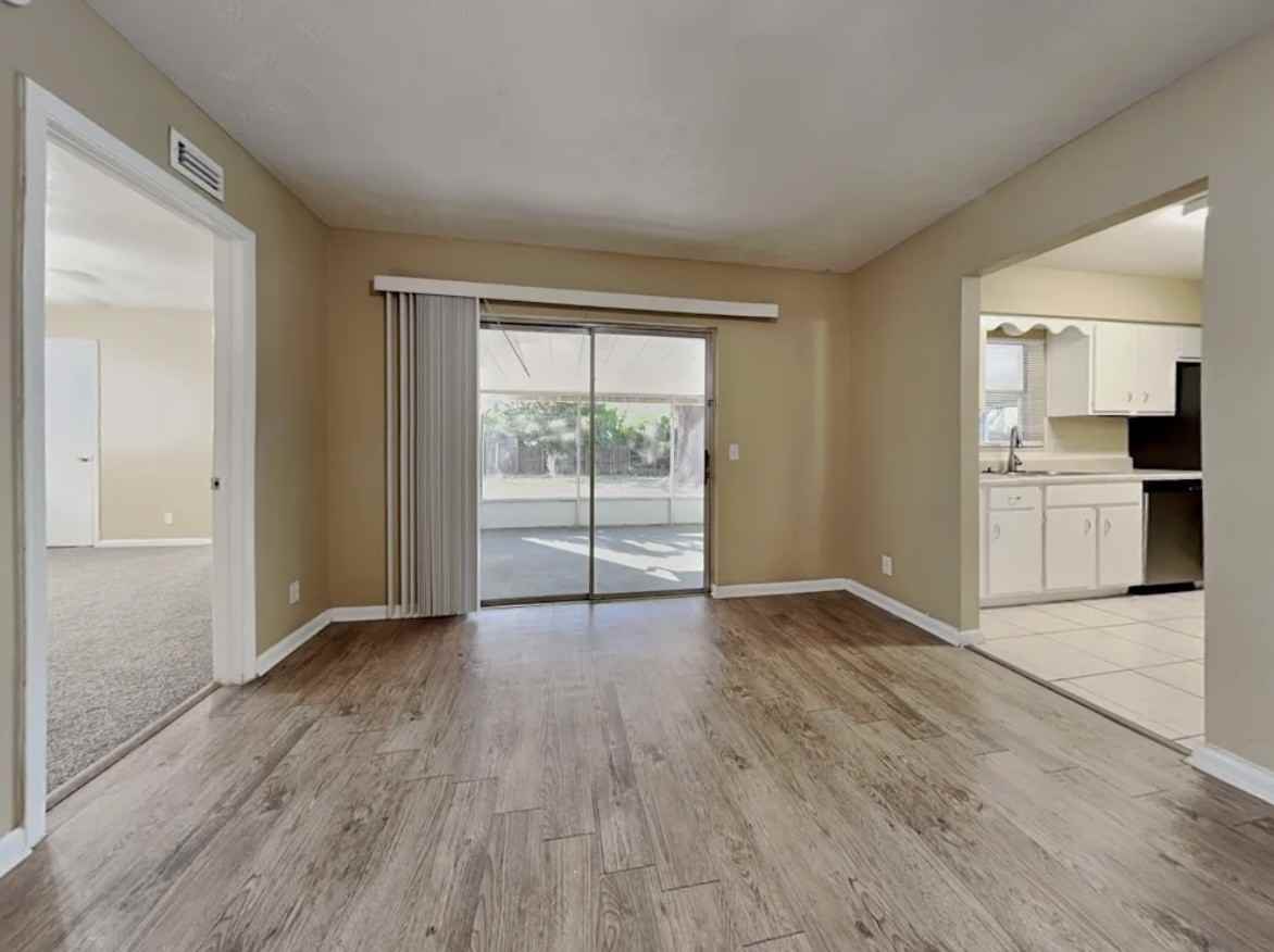 12717 Sebring Blvd - Photo 3 of 10