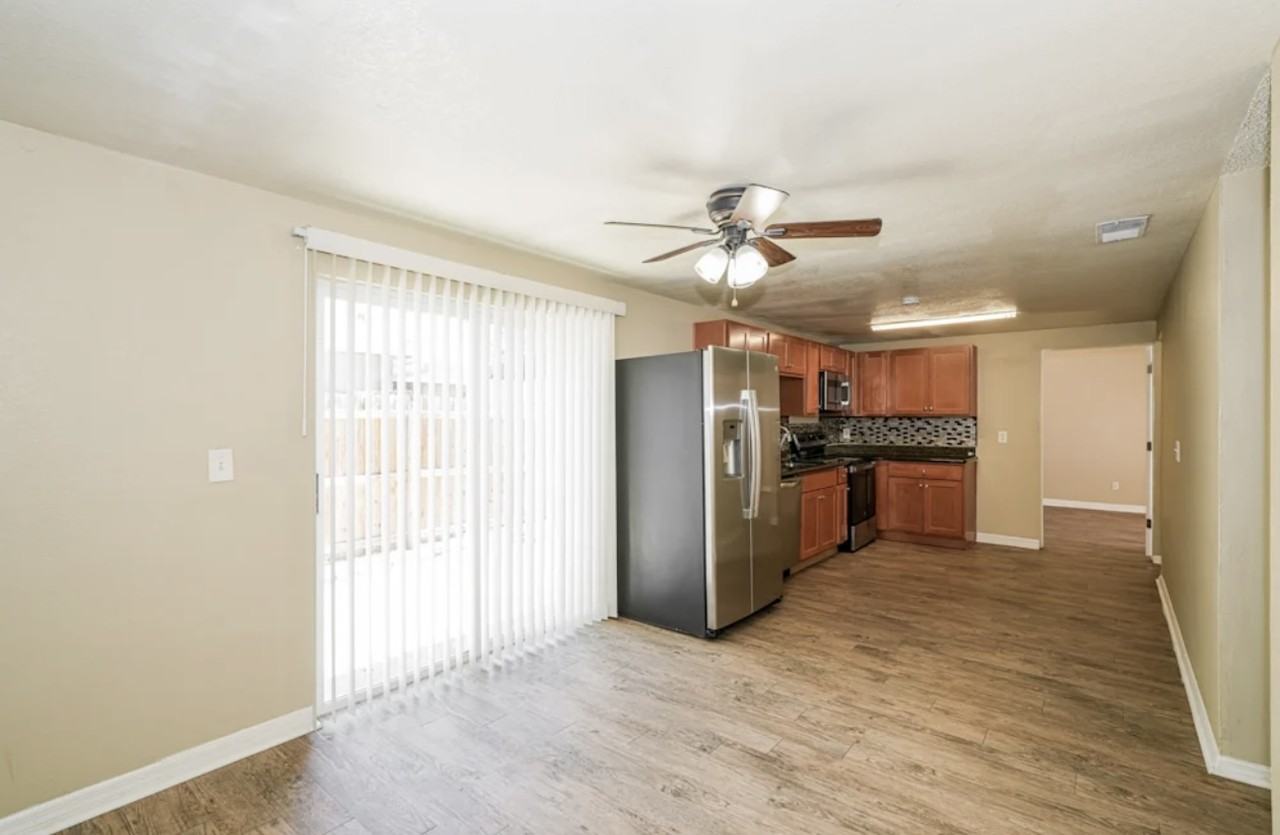 6406 Regatta Ct - Photo 4 of 10