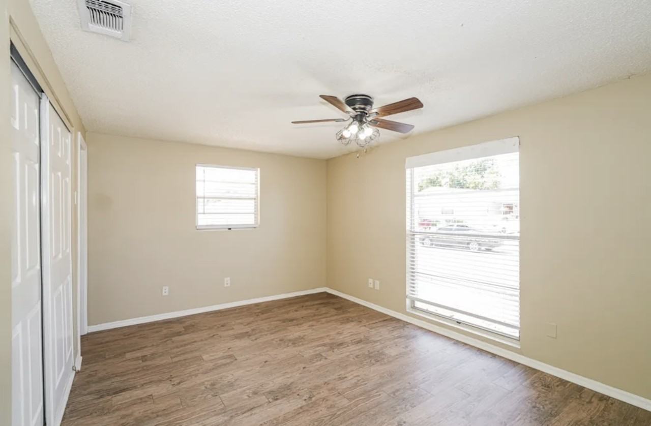 6406 Regatta Ct - Photo 6 of 10