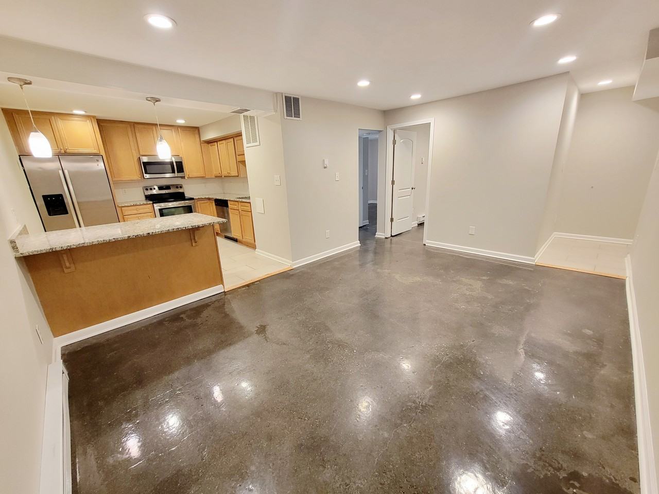 1422 Scales St #A - Photo 4 of 28